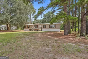 176 Barn Road Circle, Jesup, GA 31545 - Photo 6