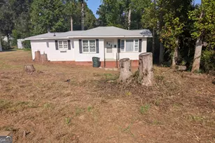 646 N Main St, Swainsboro, GA 30401 - Photo 1