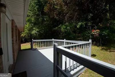 102 Lindsey Court NE, Calhoun, GA 30701 - Photo 6