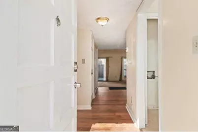 1388 Wood Circle S, Morrow, GA 30260 - Photo 18