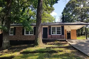 2581 Oak Cir, Ellenwood, GA 30294 - Photo 2