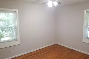5066 Phillips Dr, Forest Park, GA 30297 - Photo 6