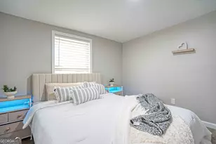 1827 Dunlap Ave, East Point, GA 30344 - Photo 16