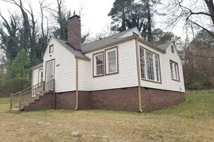 2429 Macon Dr SW, Atlanta, GA 30315 - Photo 2
