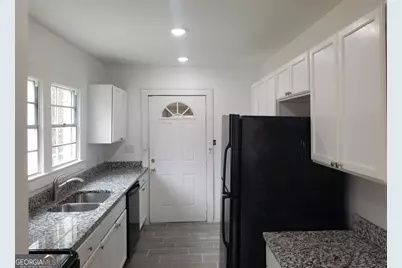 2429 Macon Drive SW, Atlanta, GA 30315 - Photo 6