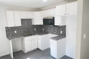 1255 Pine Ave, East Point, GA 30344 - Photo 2