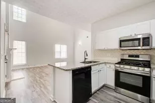 2470 Stonegate Dr NW, Acworth, GA 30101 - Photo 14