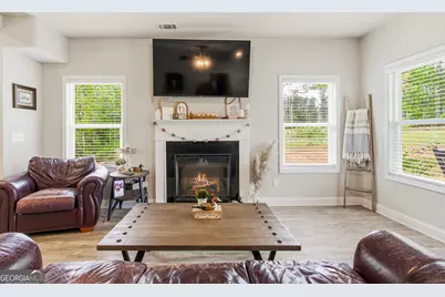 171 Strickland Loop, Forsyth, GA 31029 - Photo 10