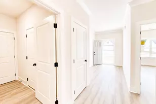 36 Village Ct, Cleveland, GA 30528 - Photo 4