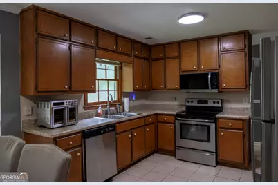 4311 SE Derbyshire Trace SE, Conyers, GA 30094 - Photo 8