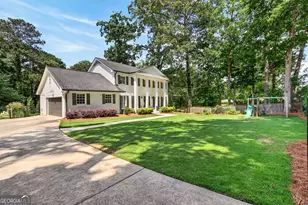 4766 Chamblee Dunwoody Rd, Atlanta, GA 30338 - Photo 4