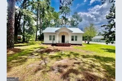 141 S First Avenue, McRae-Helena, GA 31055 - Photo 1