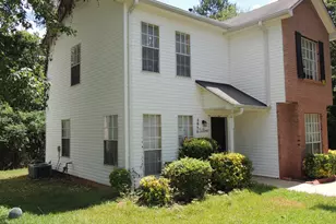 5866 Crescent Ridge Ct, Lithonia, GA 30058 - Photo 4