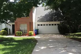 5866 Crescent Ridge Ct, Lithonia, GA 30058 - Photo 2
