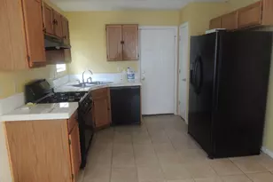 5866 Crescent Ridge Ct, Lithonia, GA 30058 - Photo 10