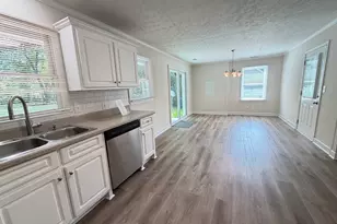 135 Martha St, Winder, GA 30680 - Photo 32