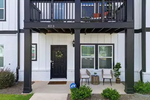 823 Altamaha Trl, Woodstock, GA 30188 - Photo 2
