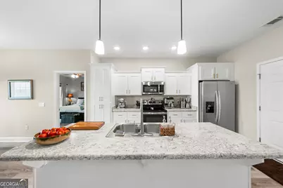 215 Portland Place, Statesboro, GA 30461 - Photo 8