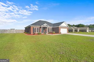 215 Portland Pl, Statesboro, GA 30461 - Photo 2