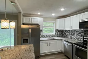 3191 Abbeywood Dr, Decatur, GA 30034 - Photo 2