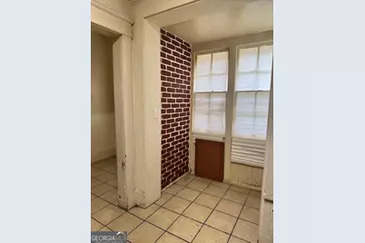 627 Holderness Street SW, Atlanta, GA 30310 - Photo 2