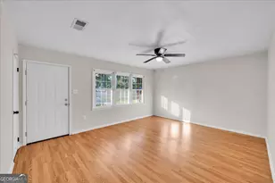 413 Davis Dr, Centerville, GA 31028 - Photo 8