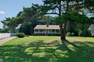 108 Windy Point N, Townville, SC 29689 - Photo 2