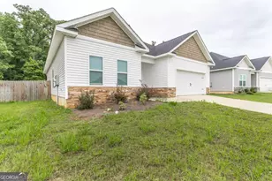 105 Garrett Ln, Bonaire, GA 31005 - Photo 4