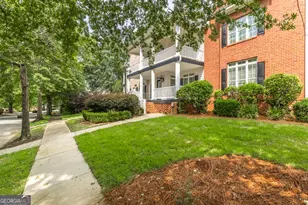 856 Tufthunter, Macon, GA 31210 - Photo 2