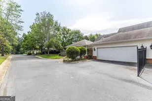 856 Tufthunter, Macon, GA 31210 - Photo 38