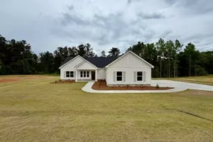 226 Robert Williams Rd, Pine Mountain, GA 31822 - Photo 1