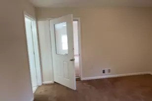 1430 High Meadow Dr, Stone Mountain, GA 30083 - Photo 14