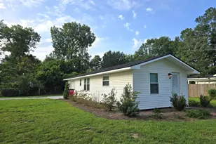 834 Academy Dr, Louisville, GA 30434 - Photo 24