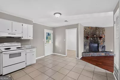 2579 Anthony Dejuan Parkway, Hephzibah, GA 30815 - Photo 10