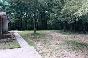1131 S Deshon Rd, Lithonia, GA 30058 - Photo 22