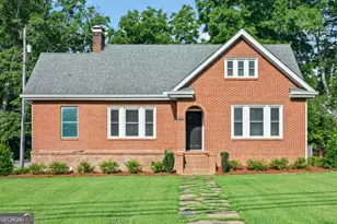 158 Jackson St, Newnan, GA 30263 - Photo 2