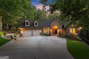 746 Plum Ln, Clarkesville, GA 30523 - Photo 2