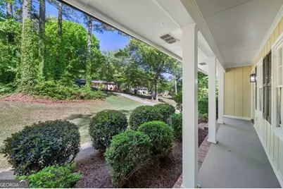 2356 Cambridge Street, Snellville, GA 30078 - Photo 4
