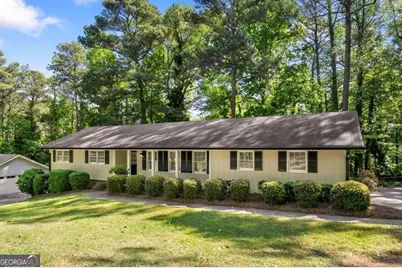2356 Cambridge Street, Snellville, GA 30078 - Photo 2