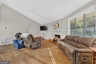 208 Newton Dr, Forsyth, GA 31029 - Photo 16