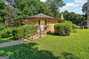 208 Newton Dr, Forsyth, GA 31029 - Photo 1