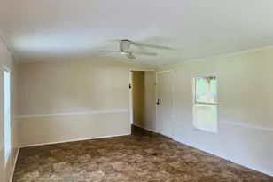 150 Hubbard Rd, Lagrange, GA 30240 - Photo 6
