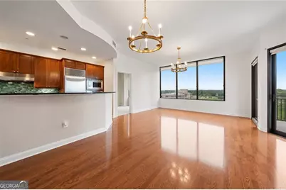 2828 Peachtree Road NE #1204, Atlanta, GA 30305 - Photo 2