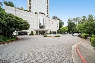 2828 Peachtree Rd NE, Atlanta, GA 30305 - Photo 38