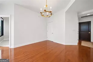 2828 Peachtree Rd NE, Atlanta, GA 30305 - Photo 8