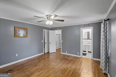 221 S College Street, Metter, GA 30439 - Photo 16