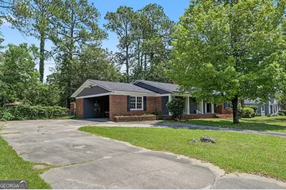 221 S College Street, Metter, GA 30439 - Photo 32