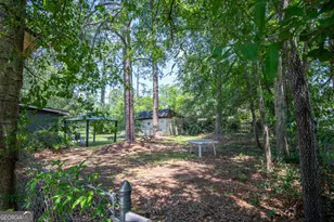 221 S College St, Metter, GA 30439 - Photo 42