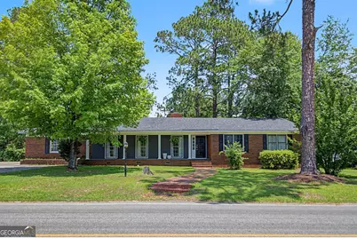 221 S College Street, Metter, GA 30439 - Photo 30