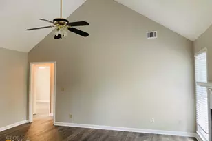 61 Garden Hills Dr, Newnan, GA 30263 - Photo 14